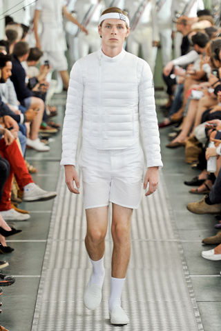 Moncler Gamme Bleu / - 2012